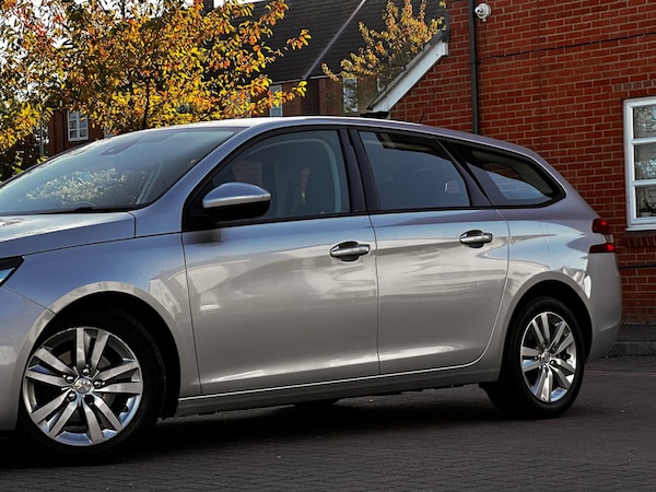Used Peugeot 308 SW 2017 for sale - 75539881: Photo 12