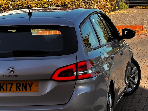 Used Peugeot 308 SW 2017 for sale - 75539881: Photo 24