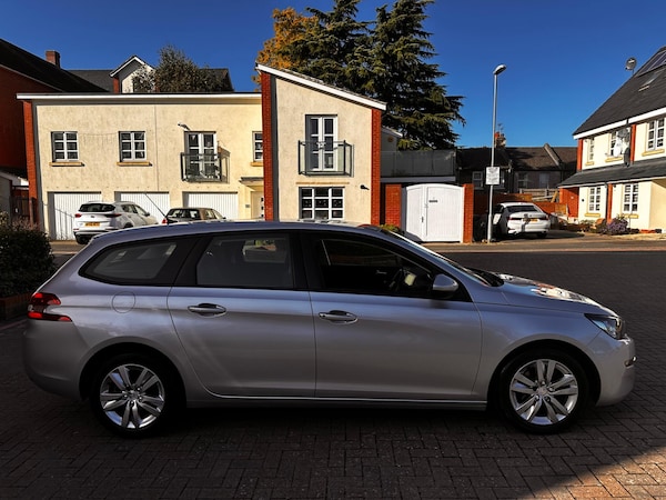 Used Peugeot 308 SW 2017 for sale - 75539881: Photo 30
