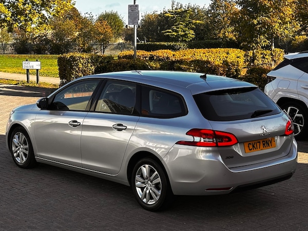 Used Peugeot 308 SW 2017 for sale - 75539881: Photo 32