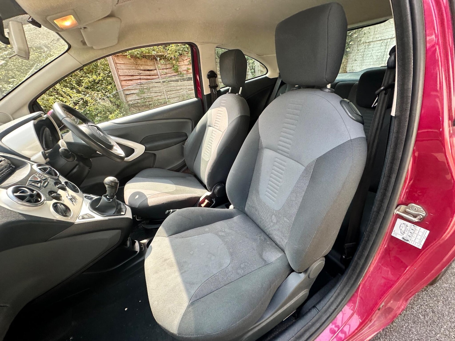 Vehicle 29
