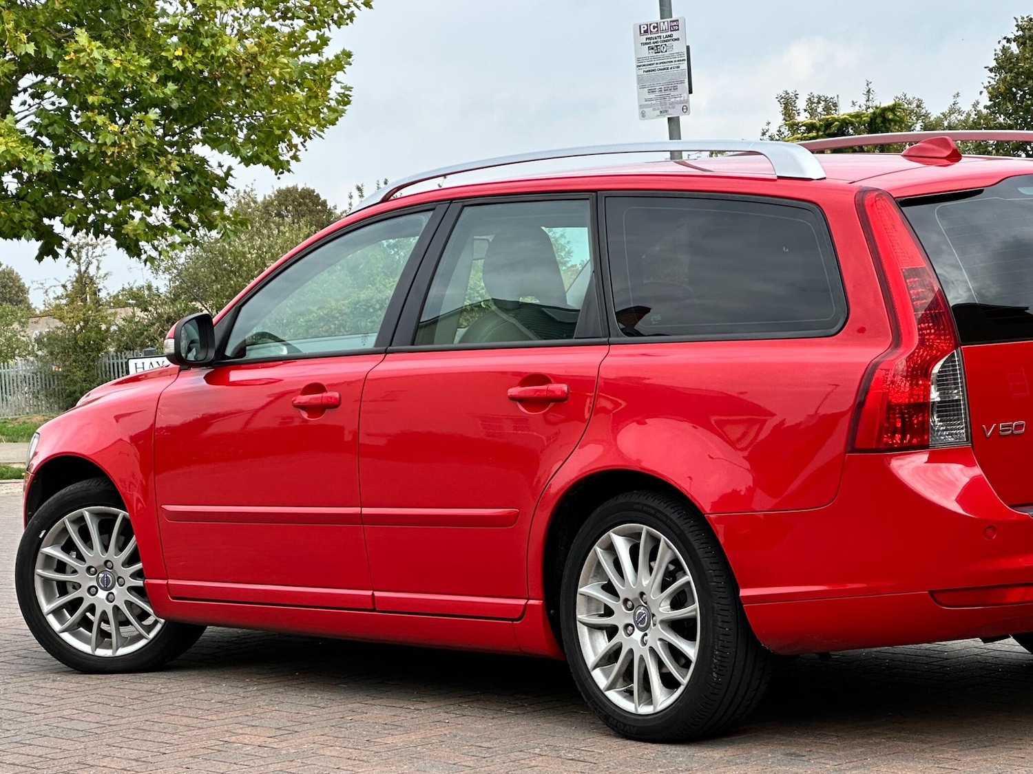 Used Volvo V50 2009 for sale - 76041702: Photo 11