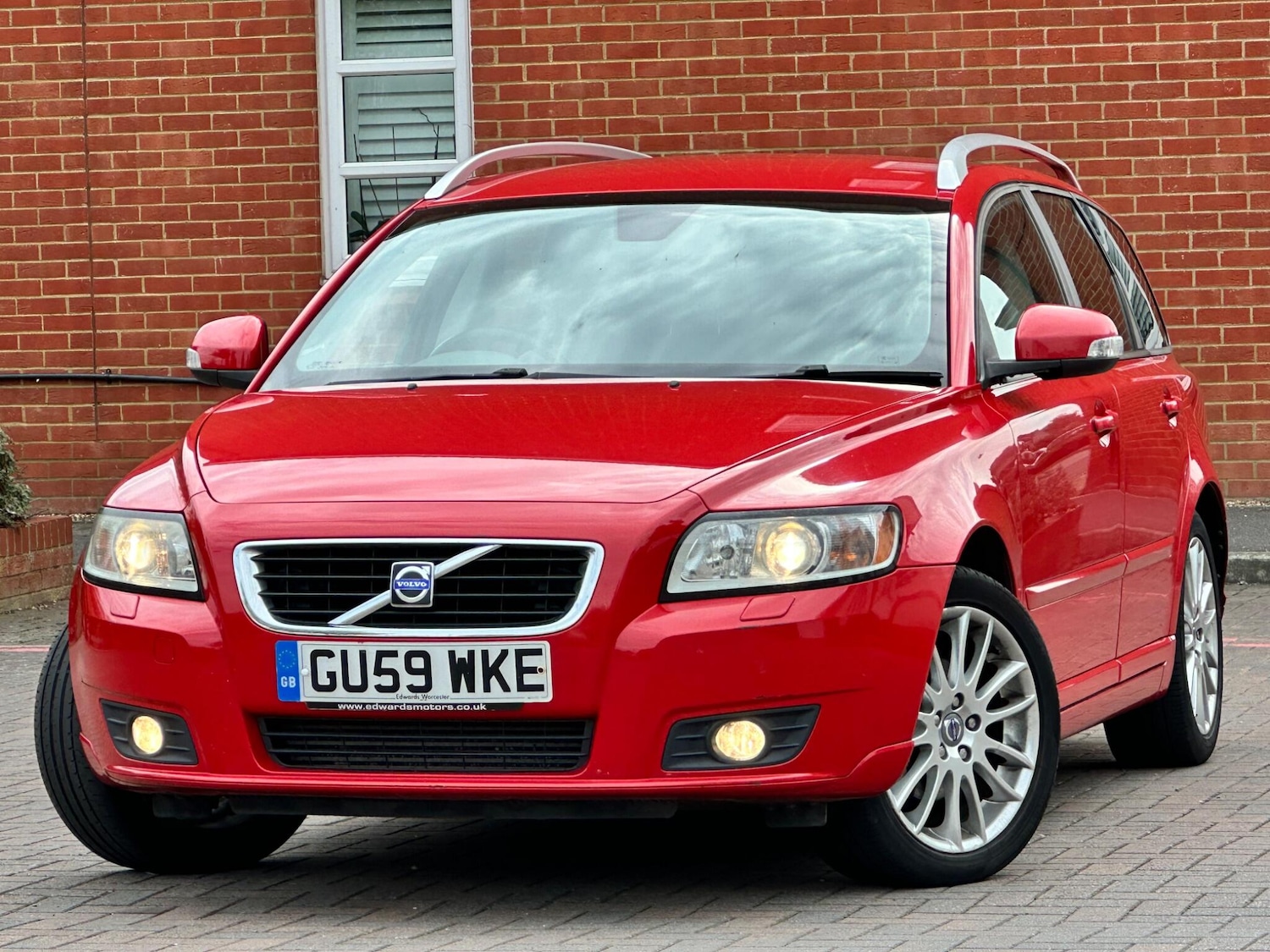 Used Volvo V50 2009 for sale - 76041702: Photo 14