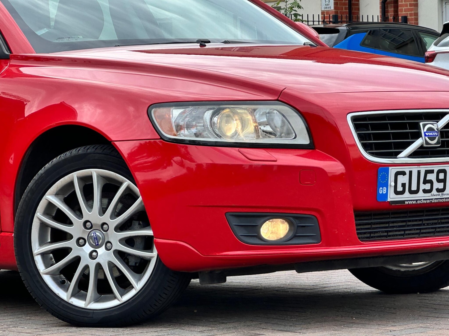 Used Volvo V50 2009 for sale - 76041702: Photo 3