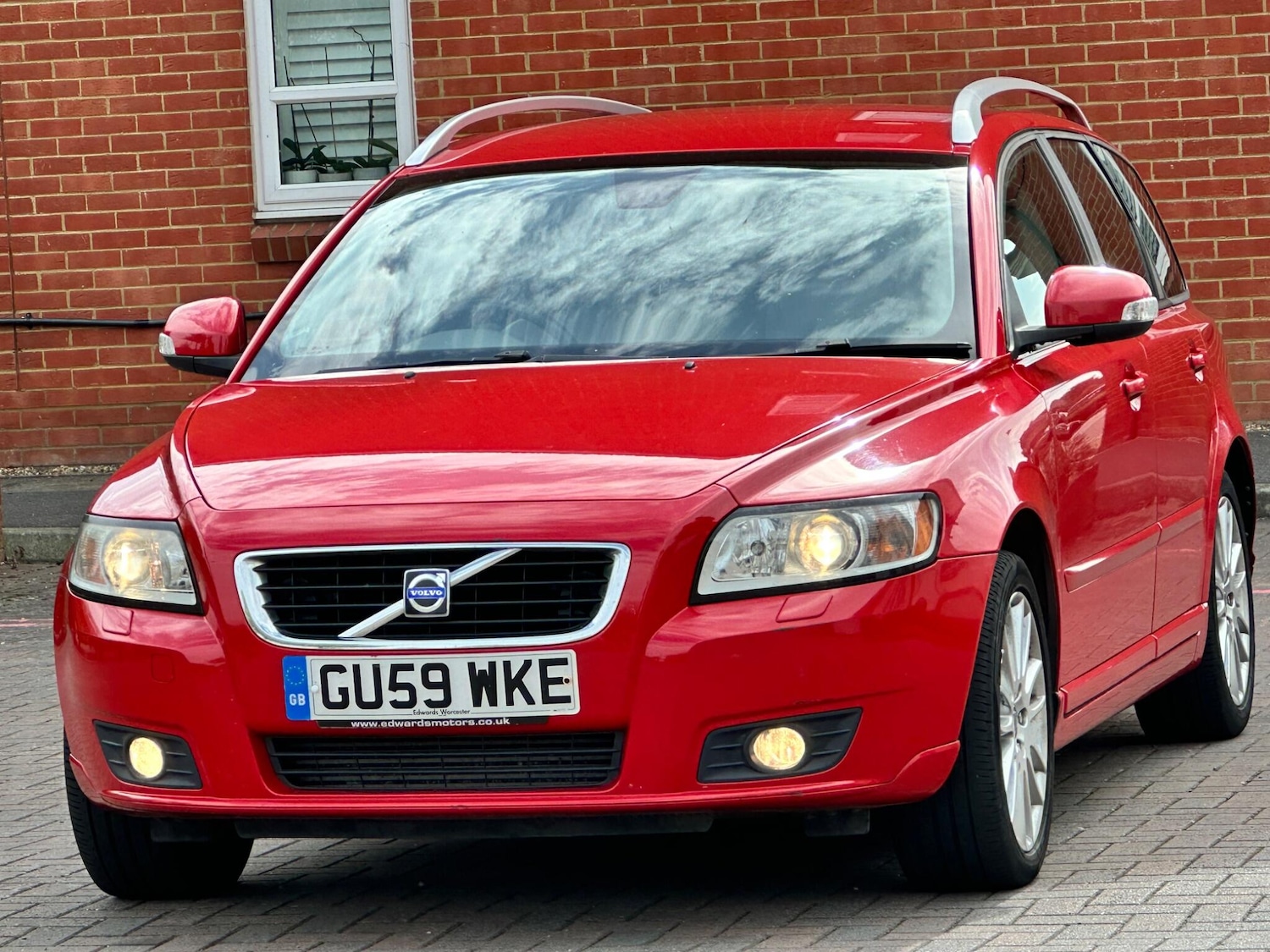 Used Volvo V50 2009 for sale - 76041702: Photo 30