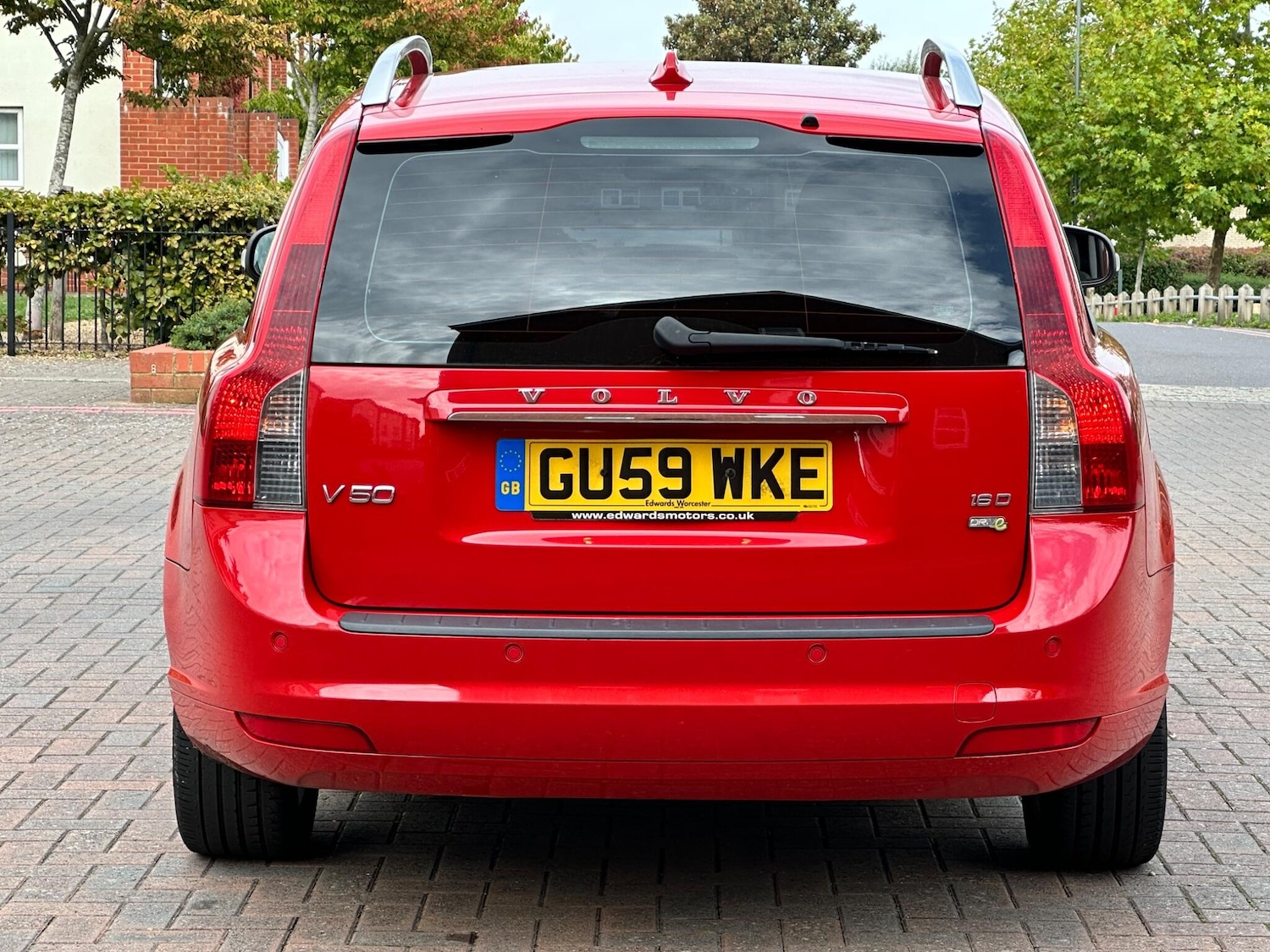 Used Volvo V50 2009 for sale - 76041702: Photo 37