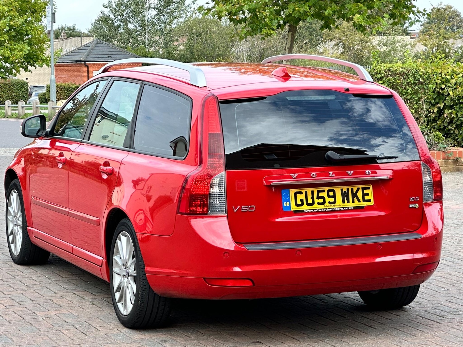 Used Volvo V50 2009 for sale - 76041702: Photo 38