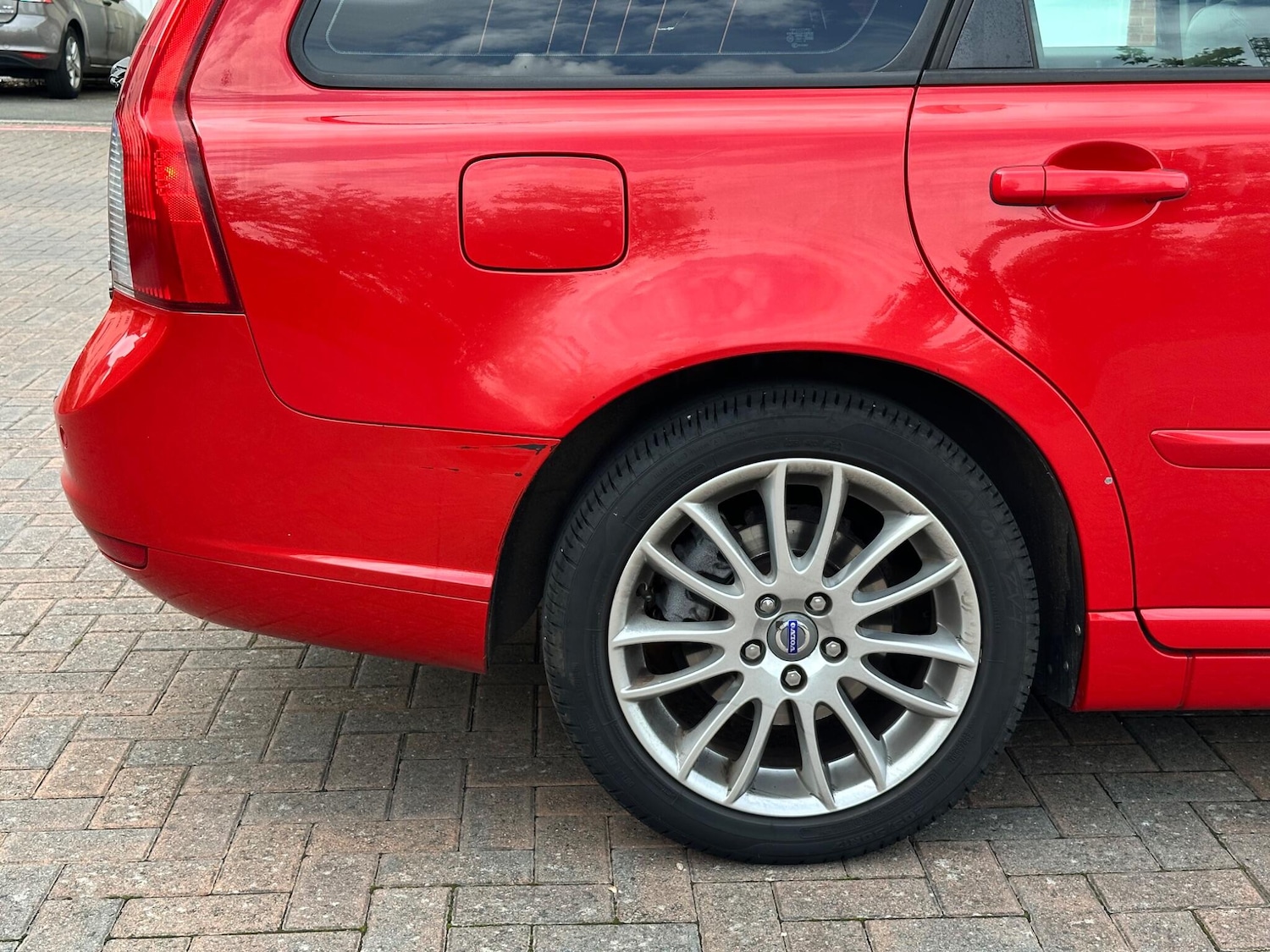 Used Volvo V50 2009 for sale - 76041702: Photo 39