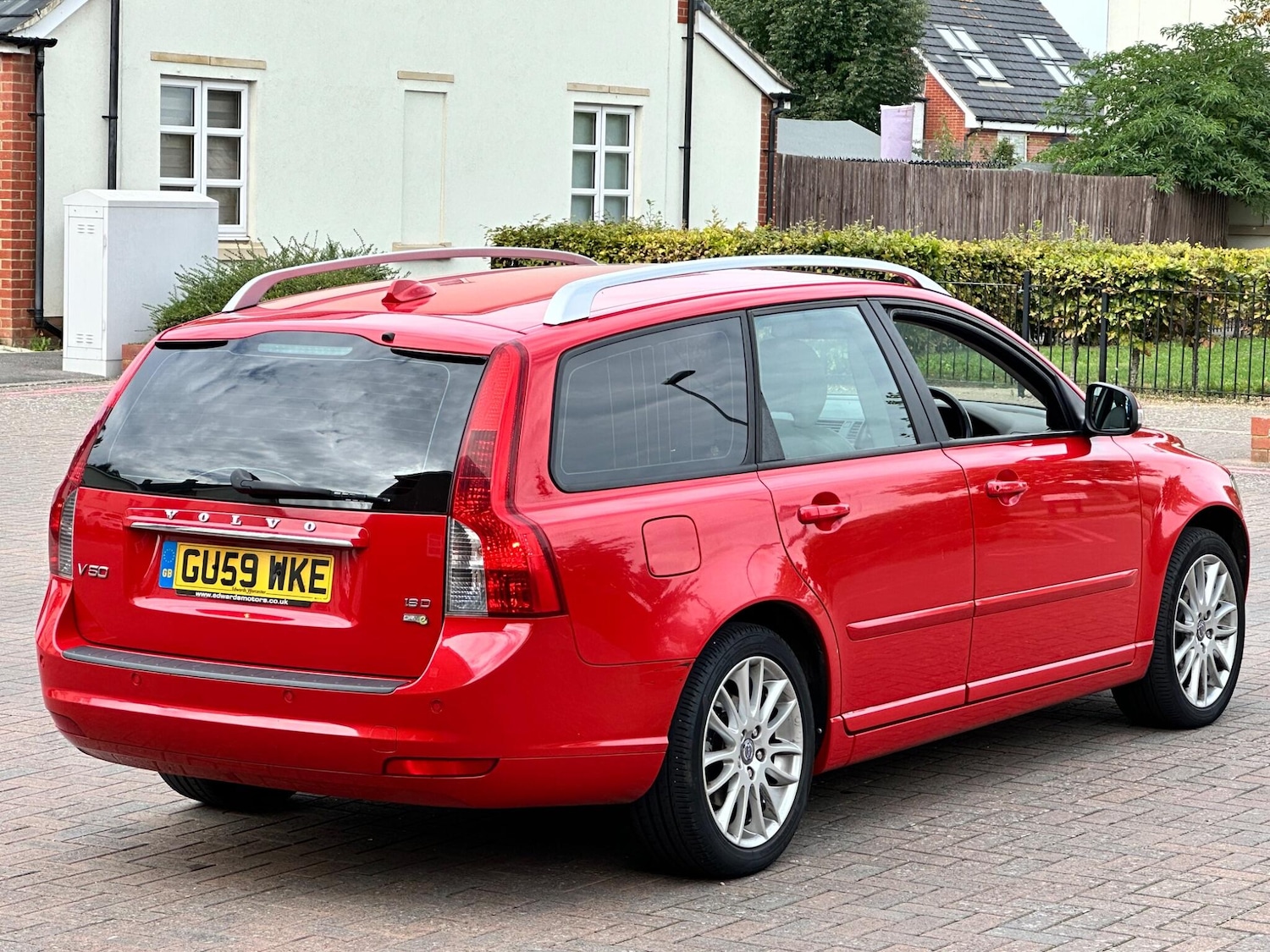 Used Volvo V50 2009 for sale - 76041702: Photo 40