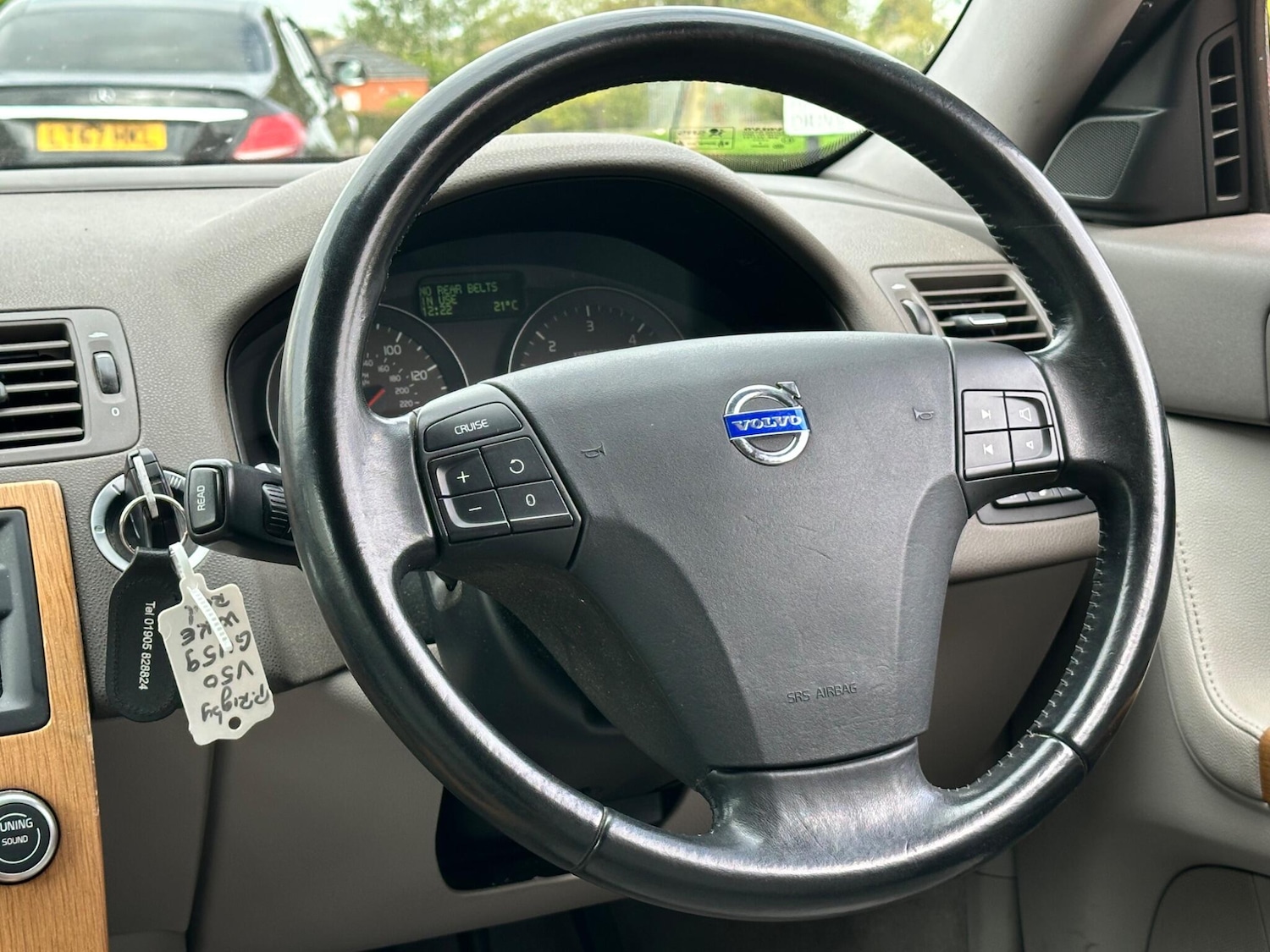Used Volvo V50 2009 for sale - 76041702: Photo 84