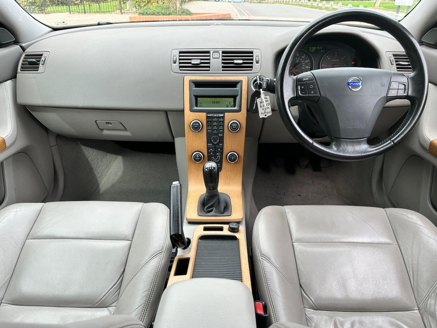 Used Volvo V50 2009 for sale - 76041702: Photo 86