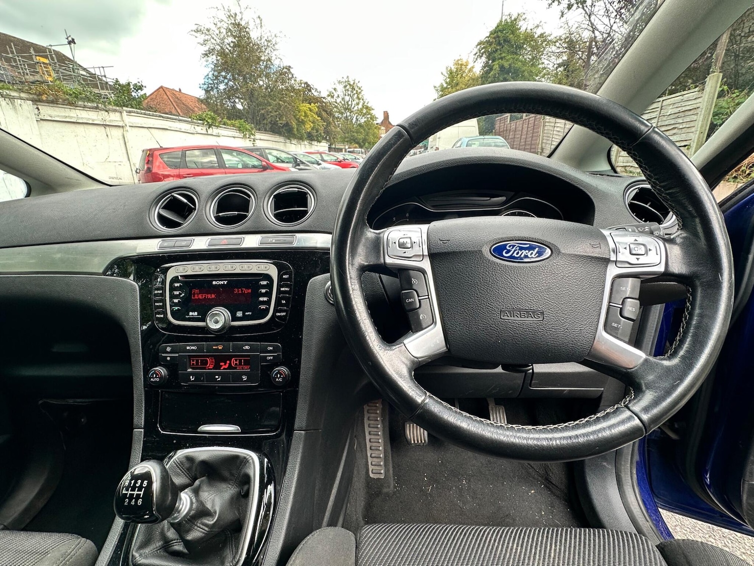 Used Ford S-Max 2015 for sale - 76108929: Photo 19