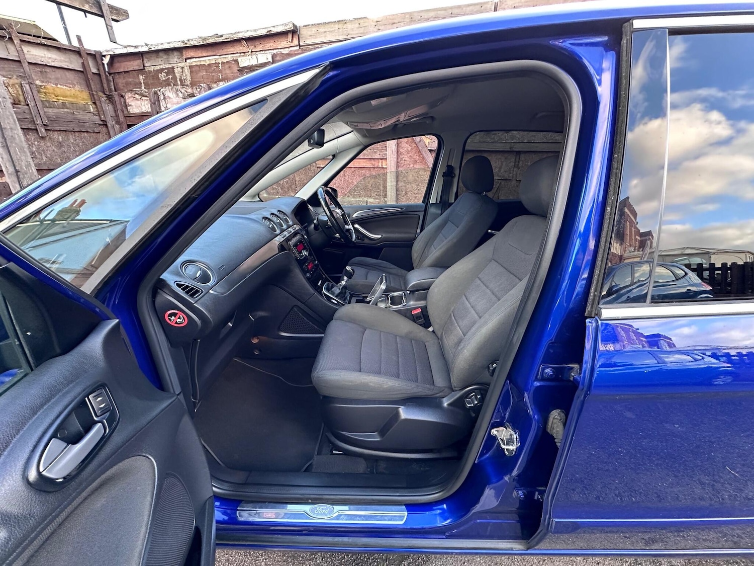 Used Ford S-Max 2015 for sale - 76108929: Photo 33