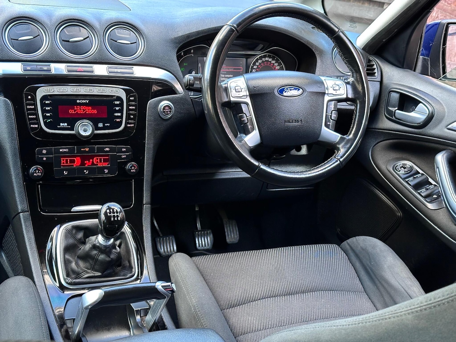 Used Ford S-Max 2015 for sale - 76108929: Photo 42