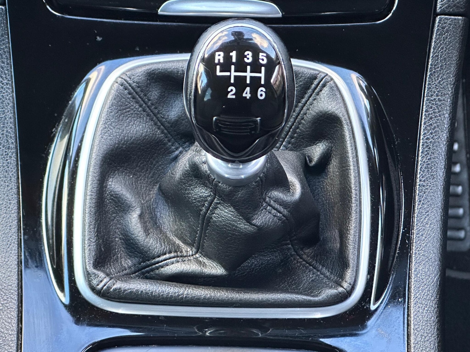 Used Ford S-Max 2015 for sale - 76108929: Photo 46