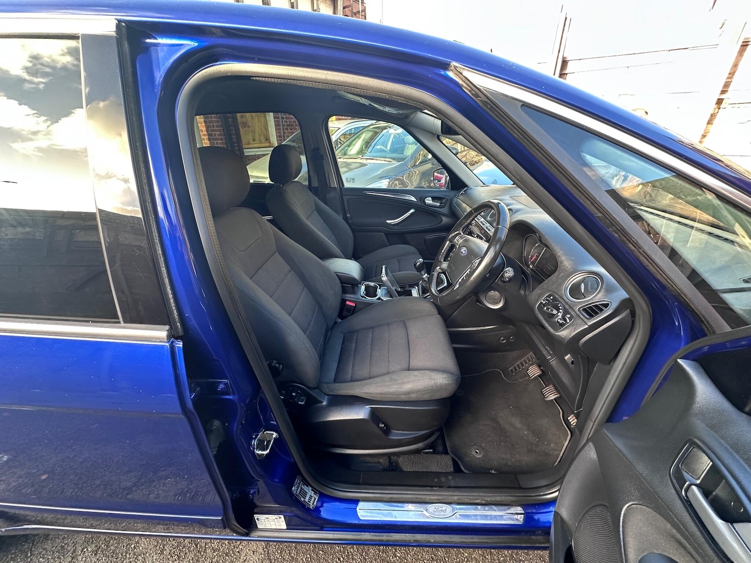 Used Ford S-Max 2015 for sale - 76108929: Photo 73