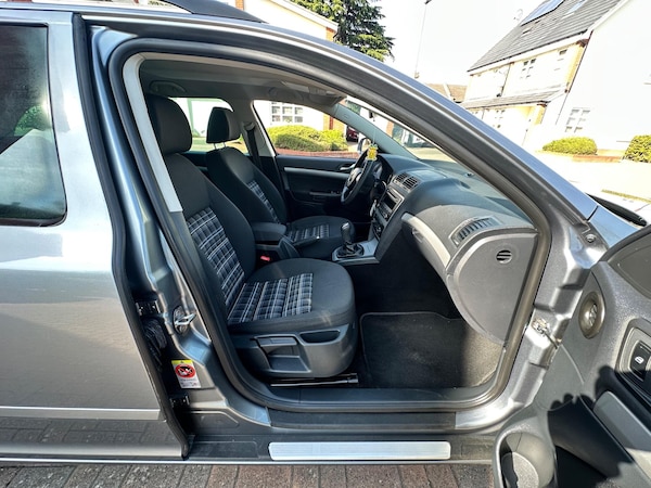 Used Skoda Octavia 2013 for sale - 74173755: Photo 73