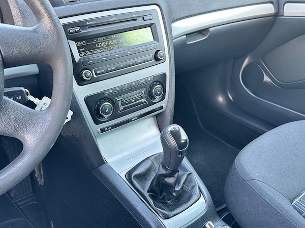 Used Skoda Octavia 2013 for sale - 74173755: Photo 99