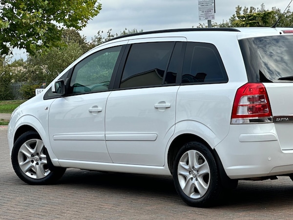 Used Vauxhall Zafira 2014 for sale - 75302202: Photo 10