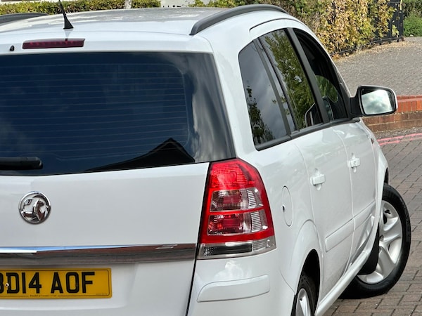 Used Vauxhall Zafira 2014 for sale - 75302202: Photo 25