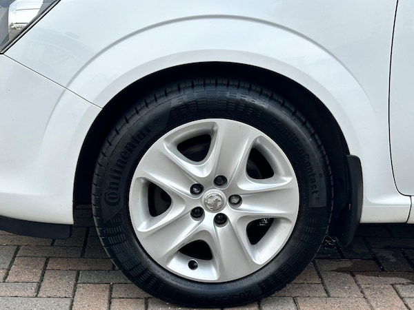 Used Vauxhall Zafira 2014 for sale - 75302202: Photo 56