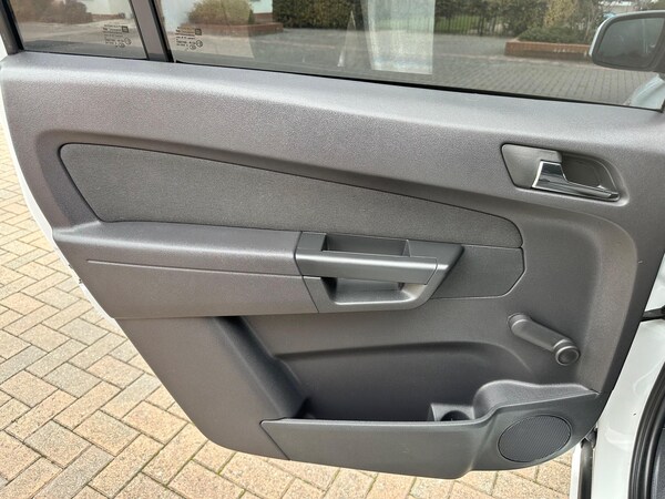 Used Vauxhall Zafira 2014 for sale - 75302202: Photo 79