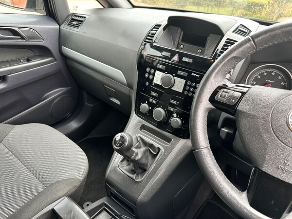 Used Vauxhall Zafira 2014 for sale - 75302202: Photo 96