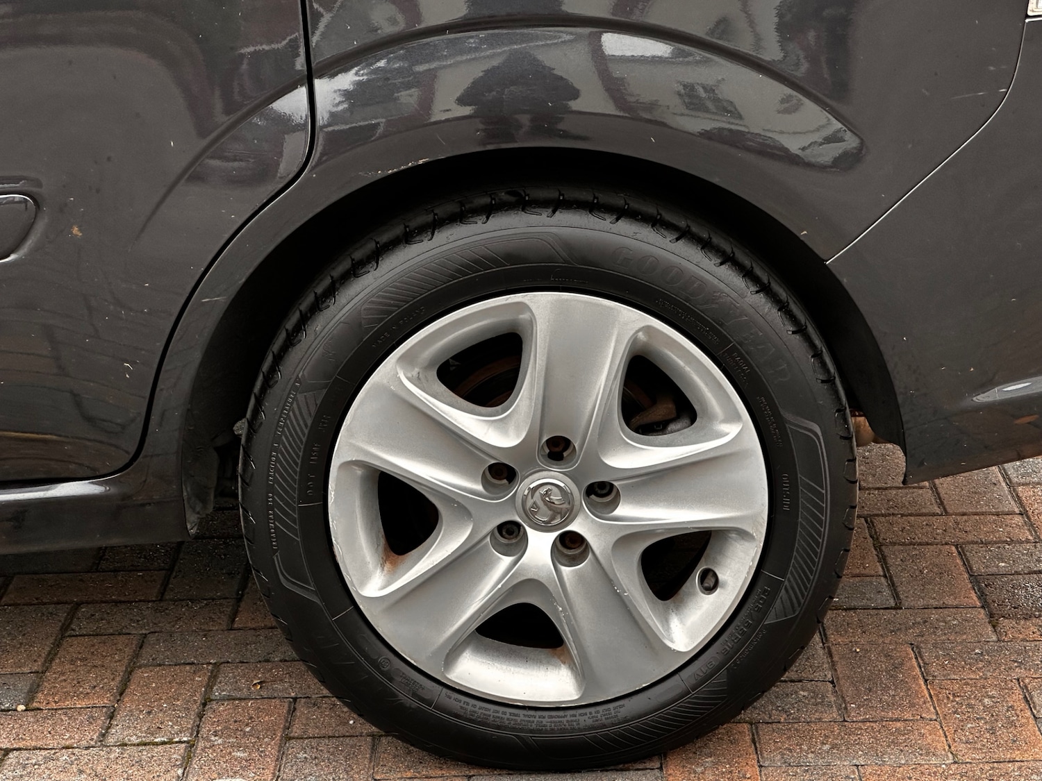 Used Vauxhall Zafira 2013 for sale - 77329317: Photo 71