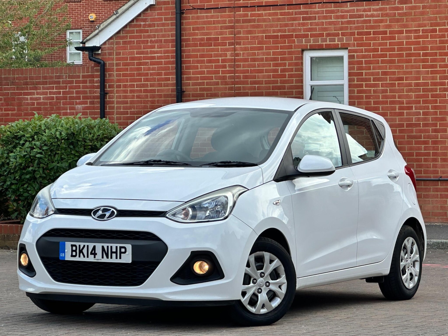 Used Hyundai i10 2014 for sale - 76094769: Photo 16
