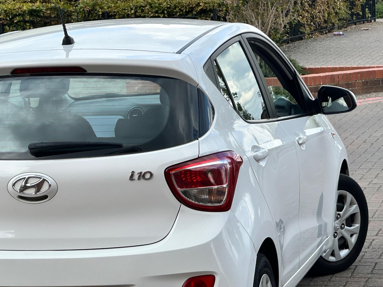Used Hyundai i10 2014 for sale - 76094769: Photo 26