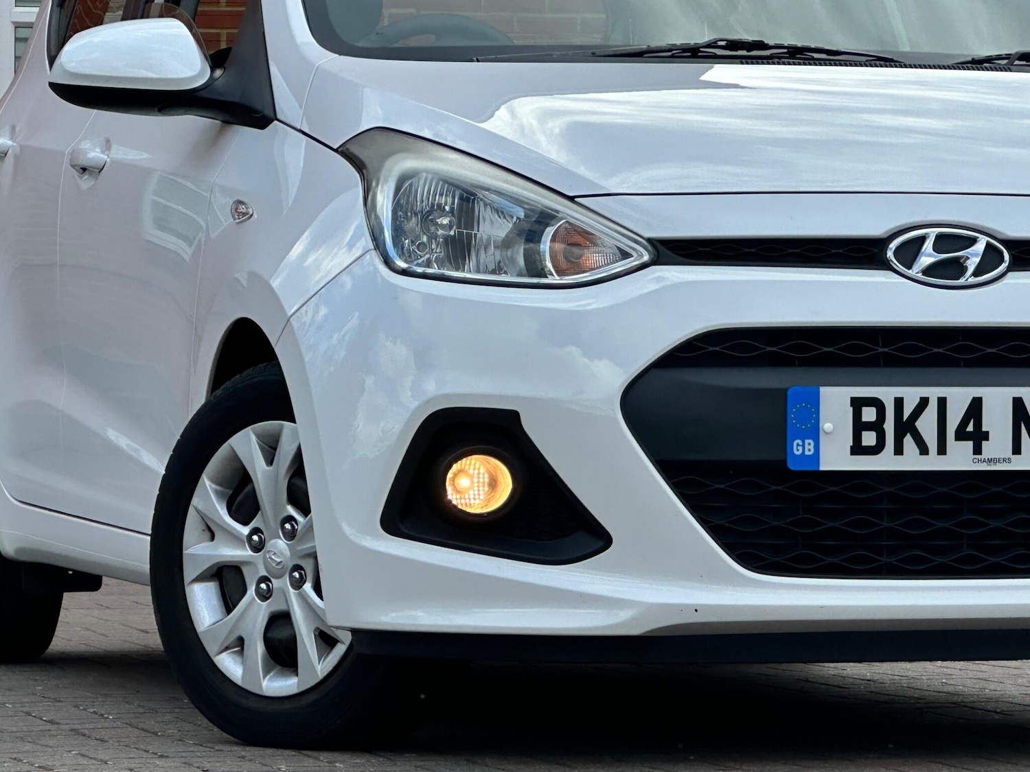 Used Hyundai i10 2014 for sale - 76094769: Photo 3