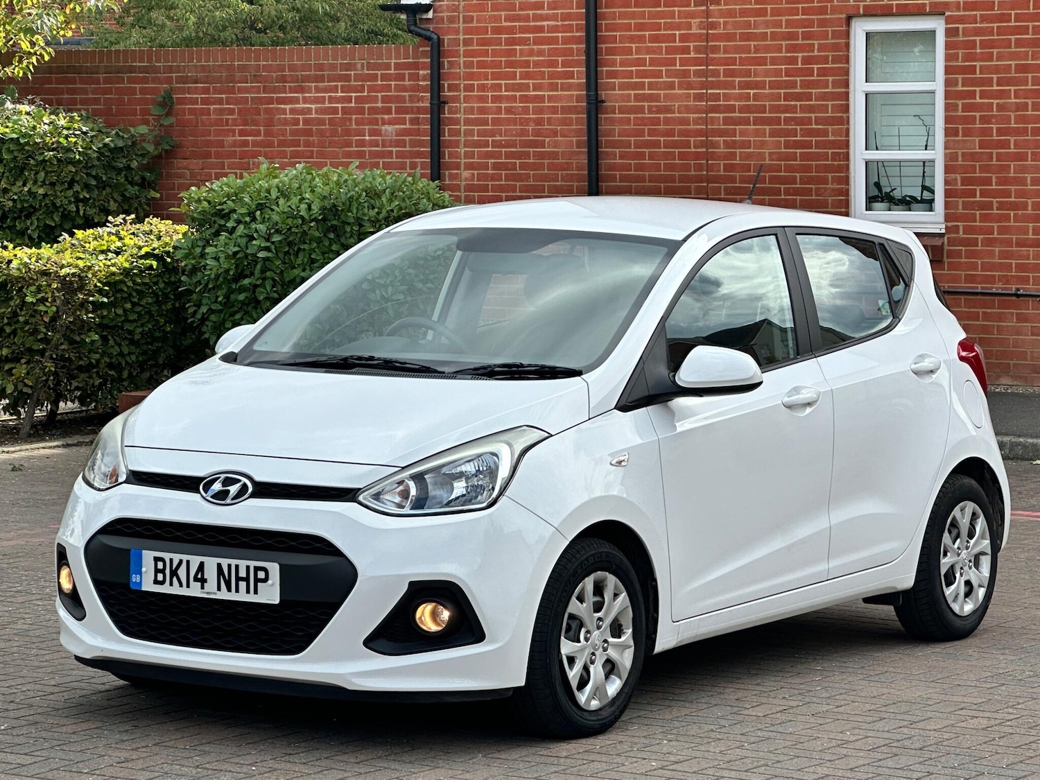 Used Hyundai i10 2014 for sale - 76094769: Photo 36