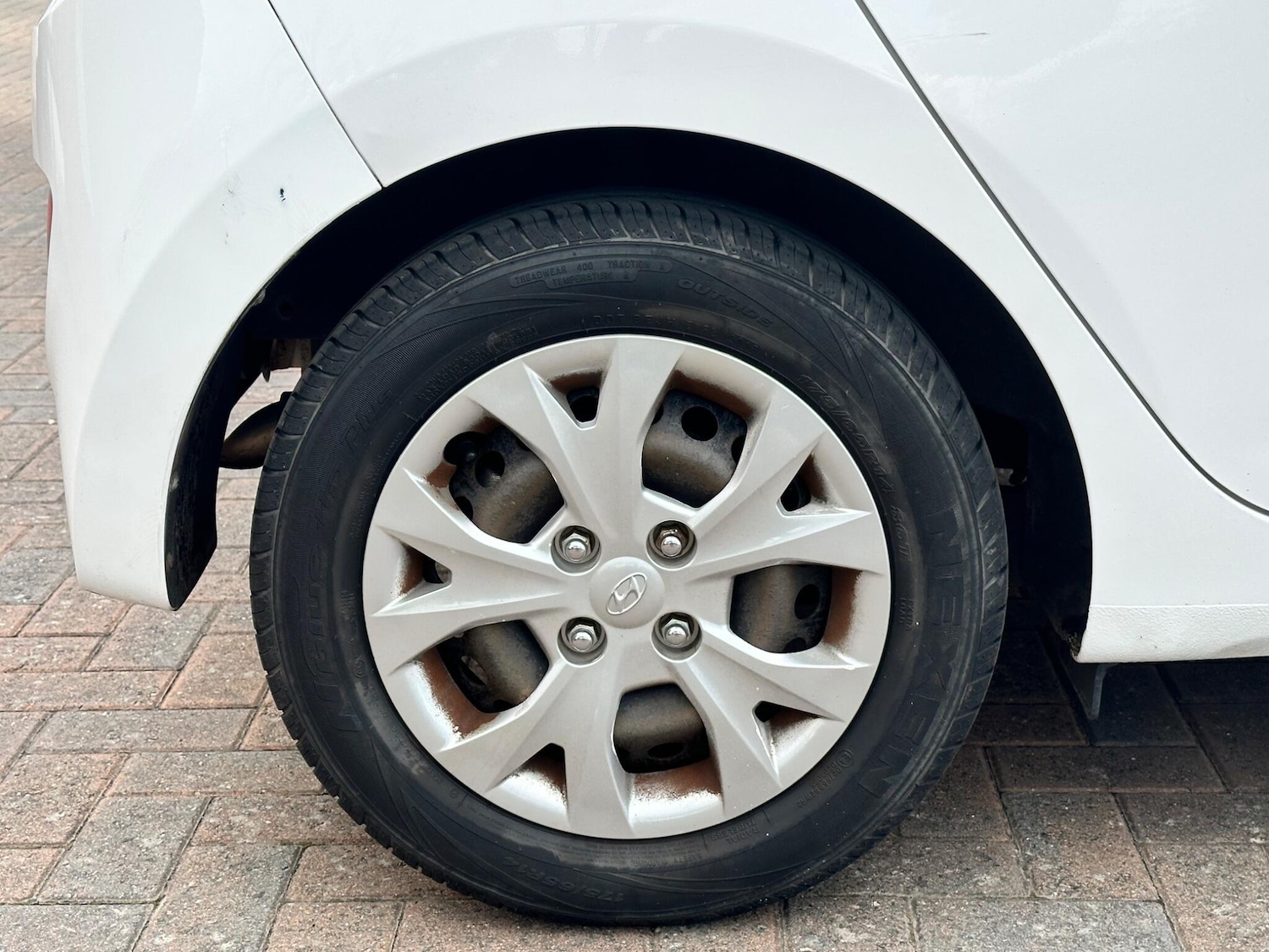 Used Hyundai i10 2014 for sale - 76094769: Photo 47