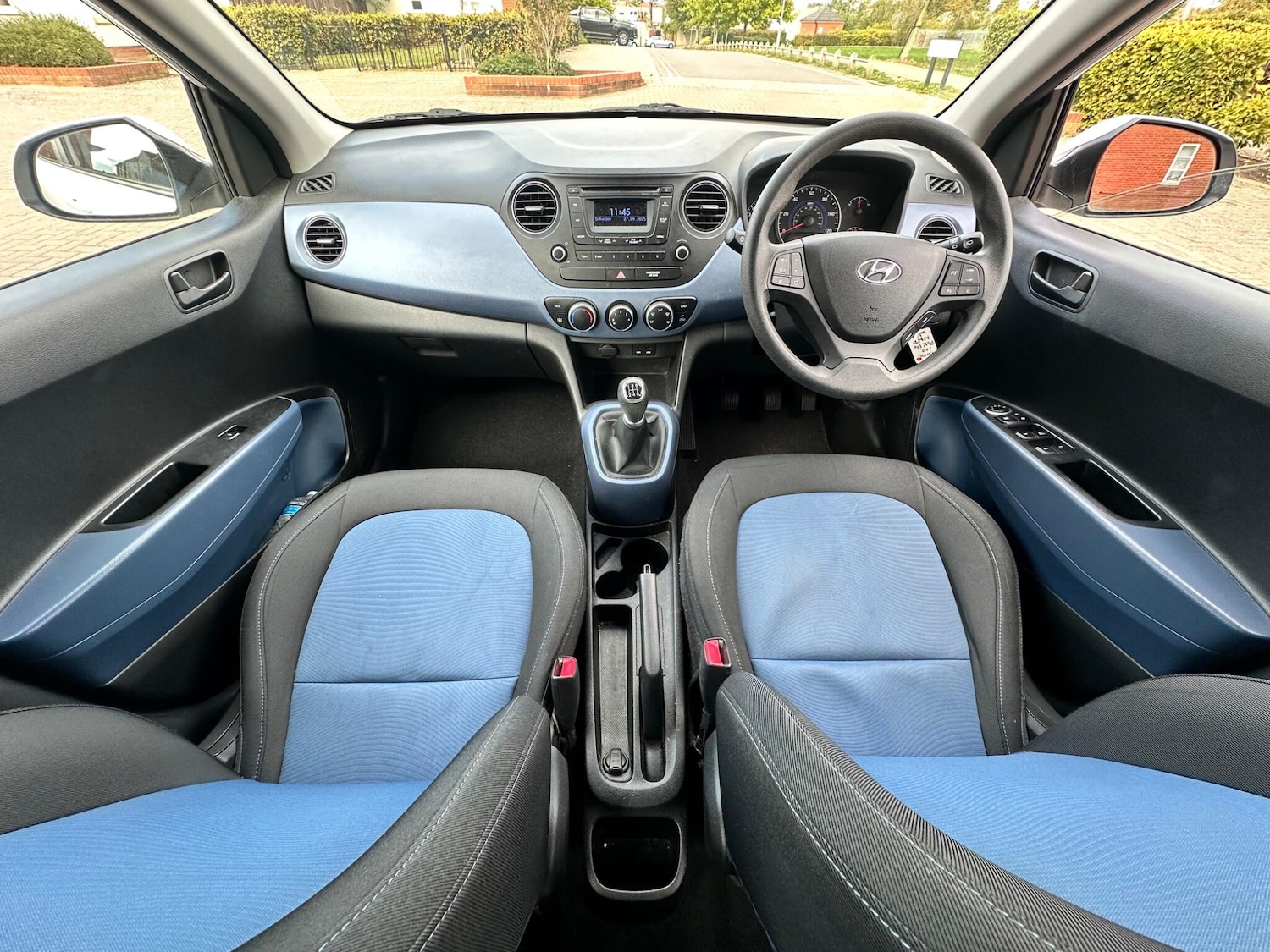 Used Hyundai i10 2014 for sale - 76094769: Photo 78