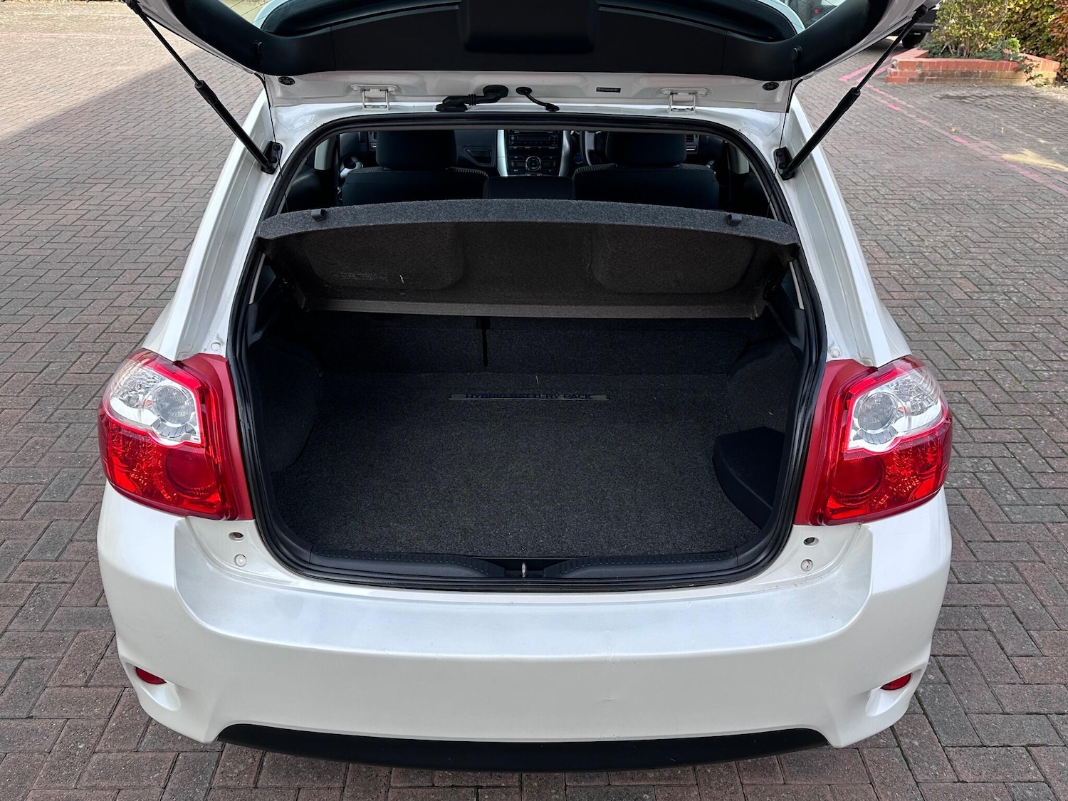 Used Toyota Auris 2011 for sale - 76174819: Photo 27