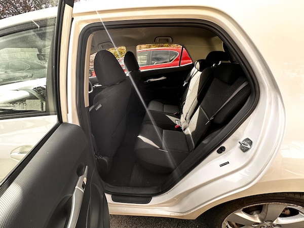 Used Toyota Auris 2011 for sale - 76174819: Photo 39