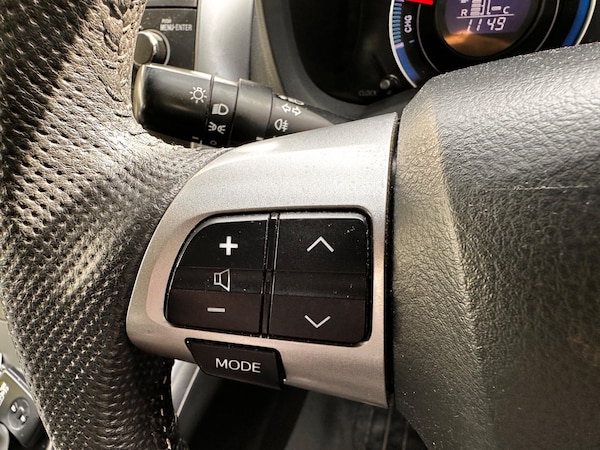 Used Toyota Auris 2011 for sale - 76174819: Photo 40