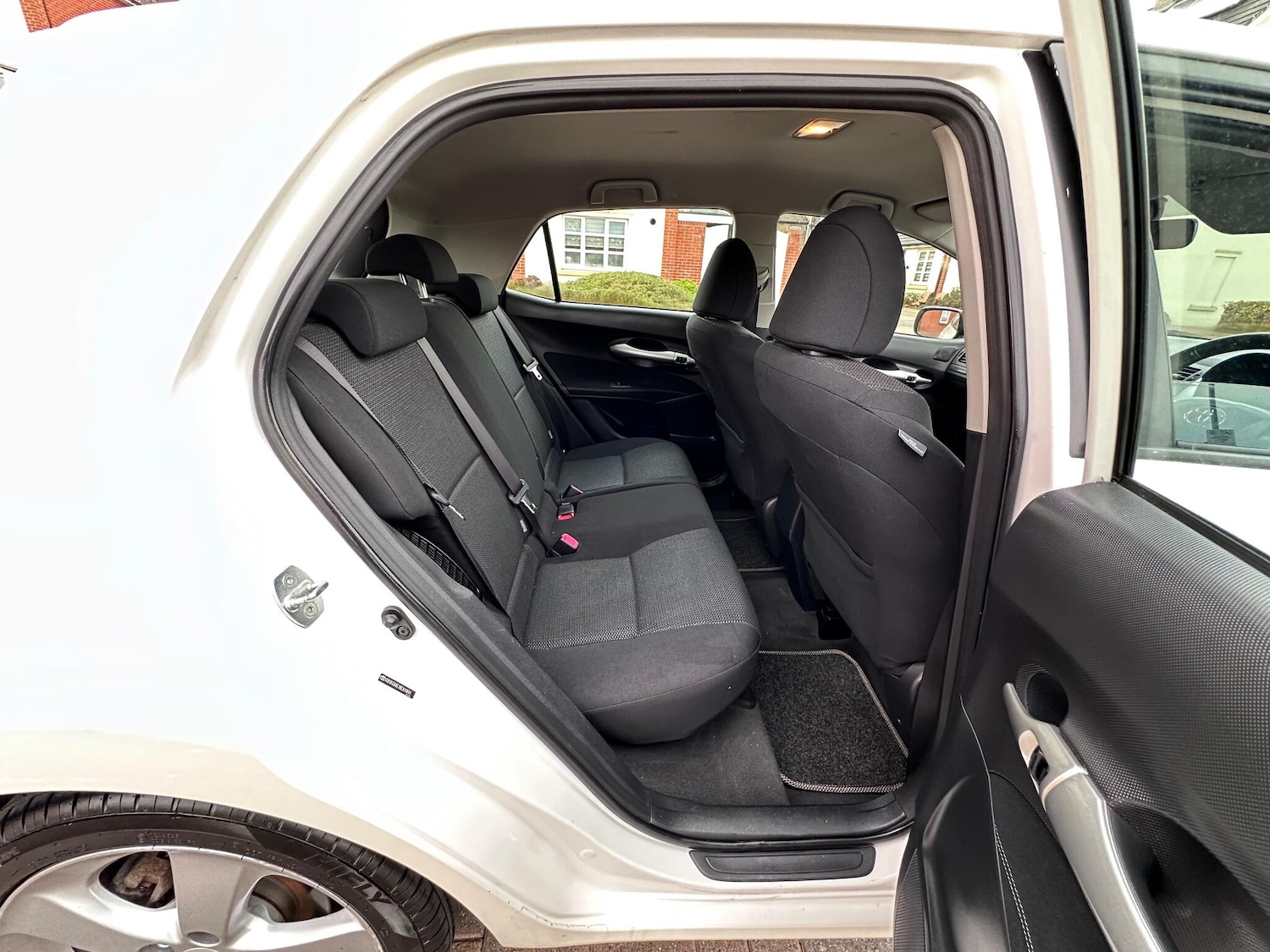 Used Toyota Auris 2011 for sale - 76174819: Photo 72