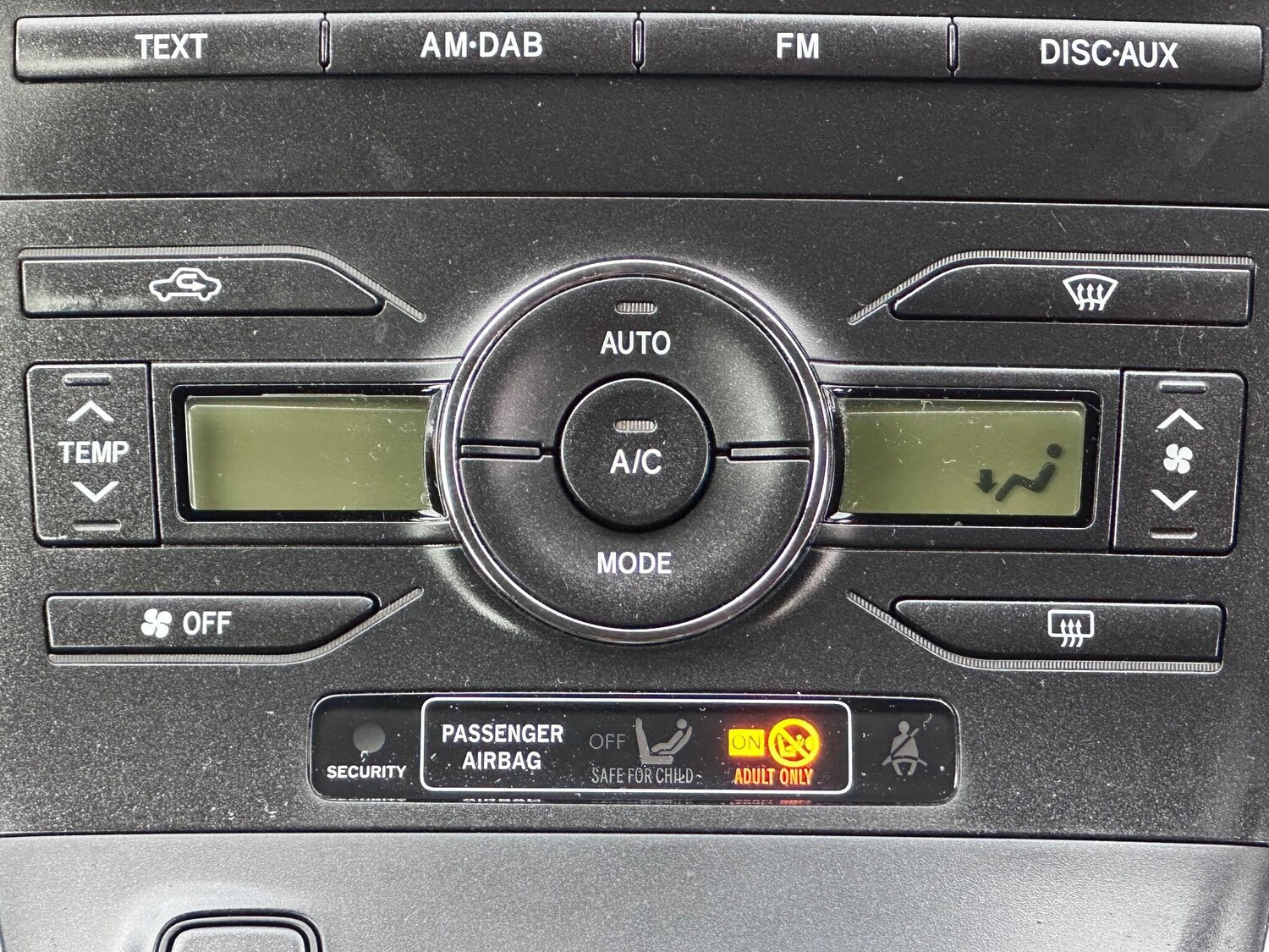 Used Toyota Auris 2011 for sale - 76174819: Photo 84