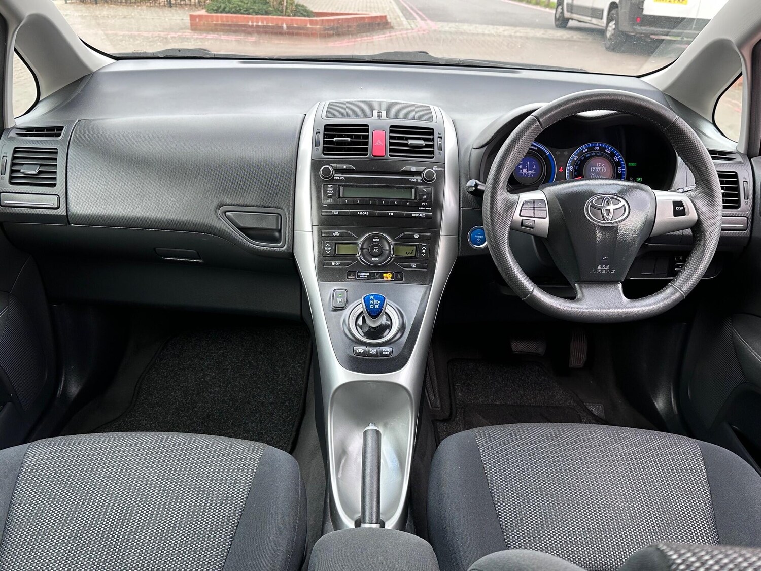 Used Toyota Auris 2011 for sale - 76174819: Photo 88