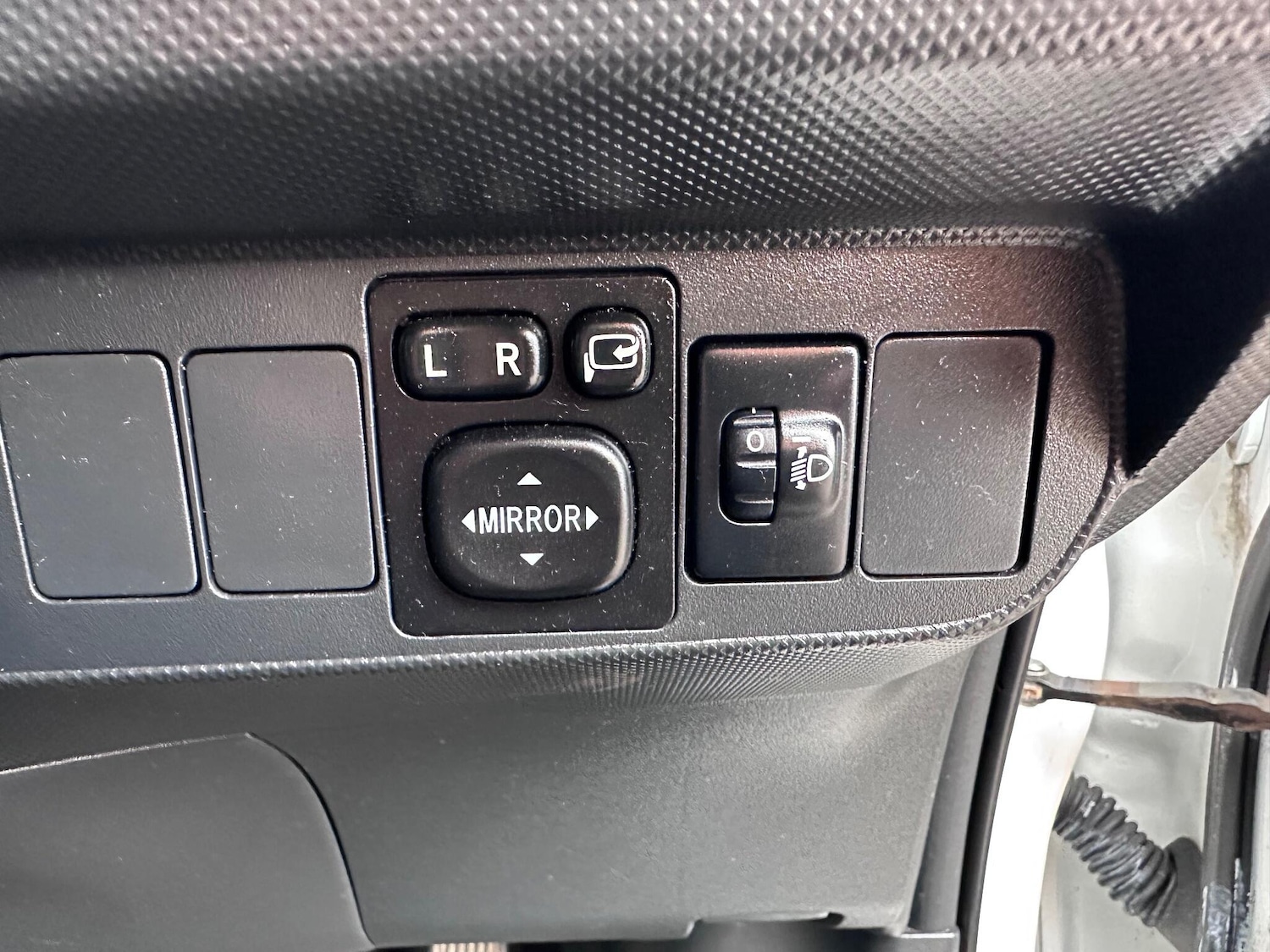 Used Toyota Auris 2011 for sale - 76174819: Photo 91