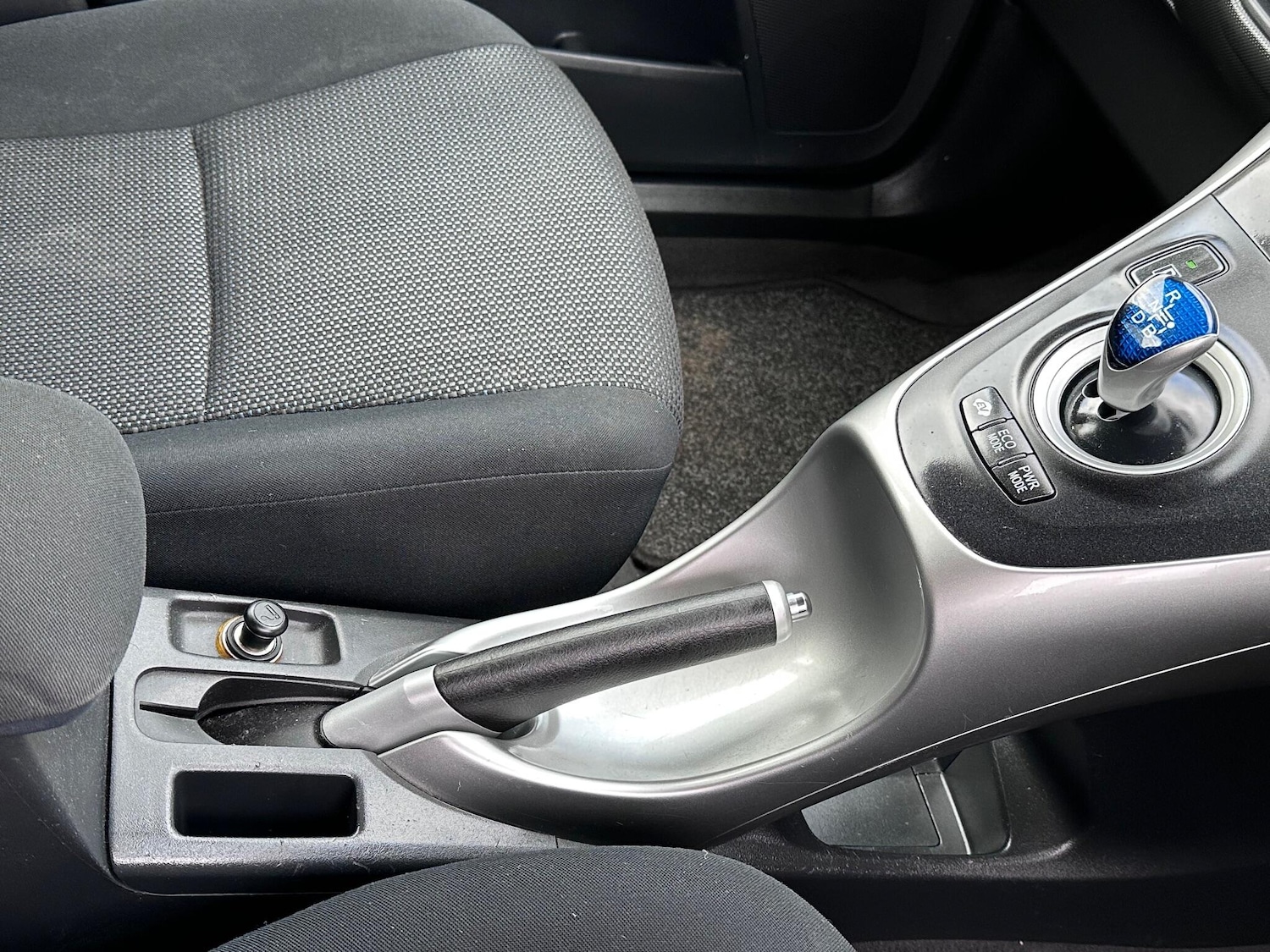 Used Toyota Auris 2011 for sale - 76174819: Photo 97