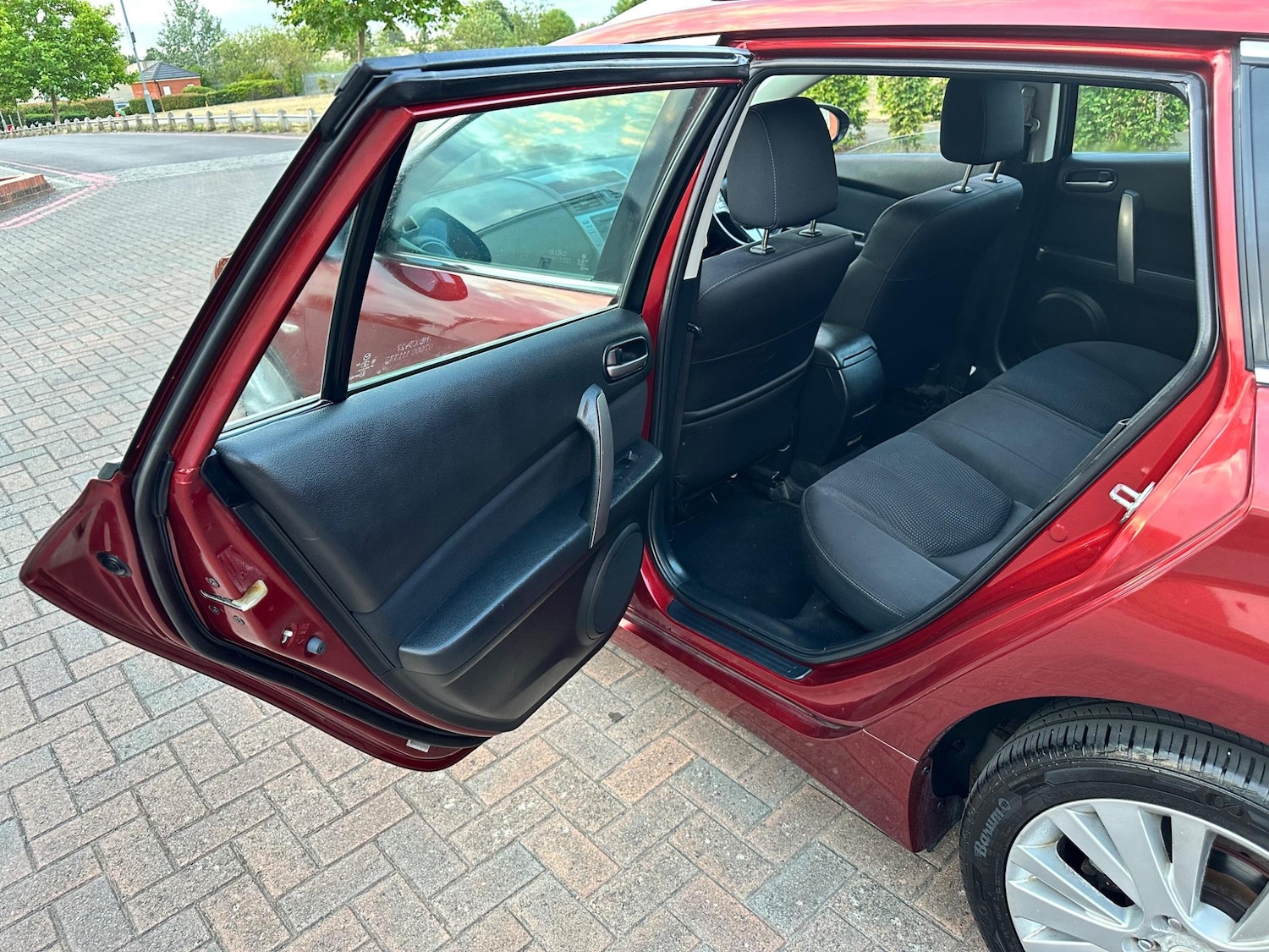Vehicle 83