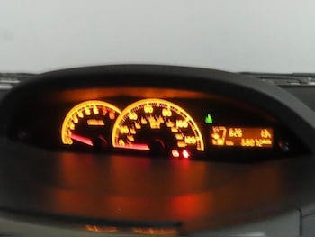 Used Toyota Yaris 2010 for sale - 75978800: Photo