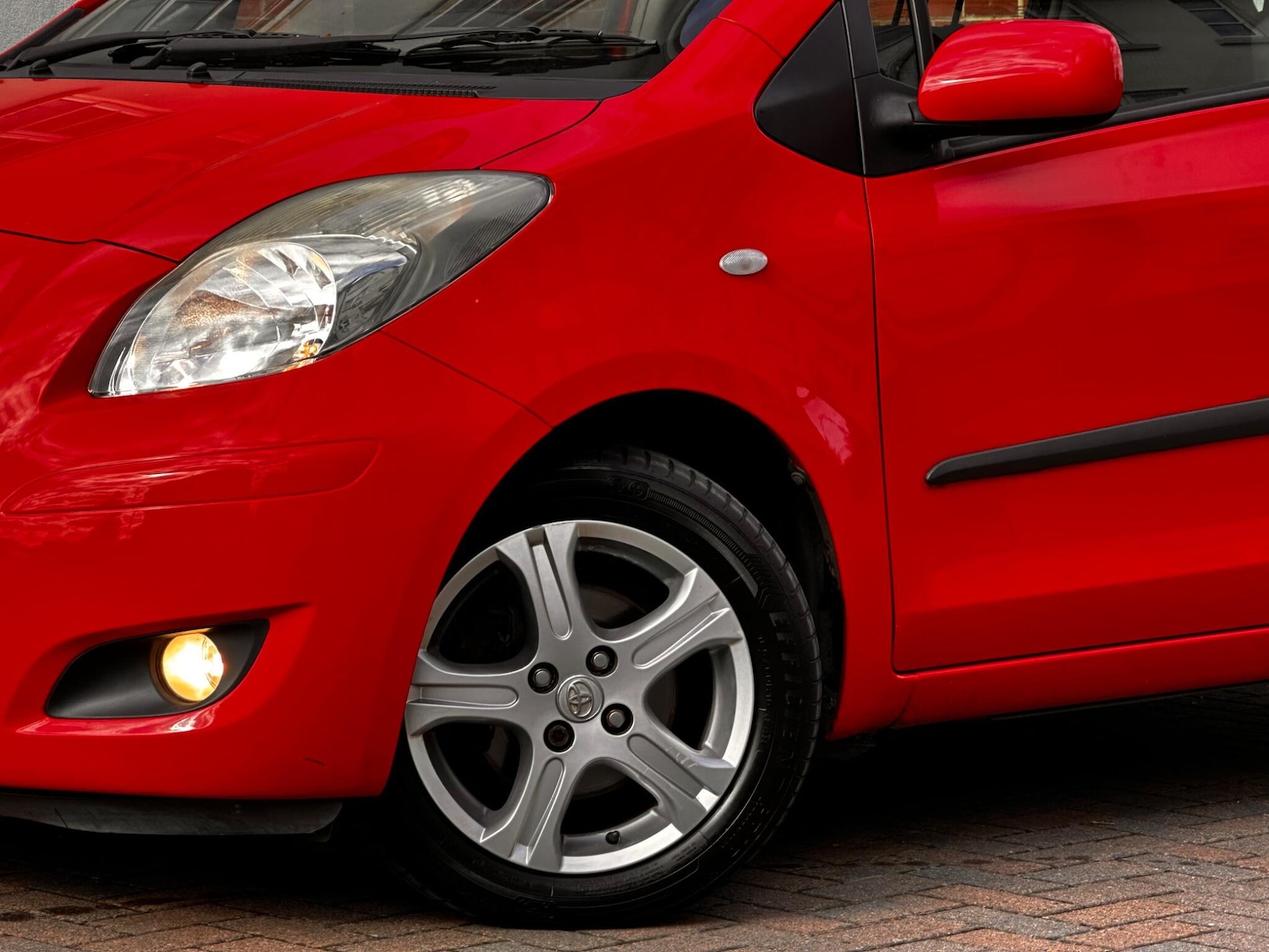 Used Toyota Yaris 2010 for sale - 75978800: Photo 58