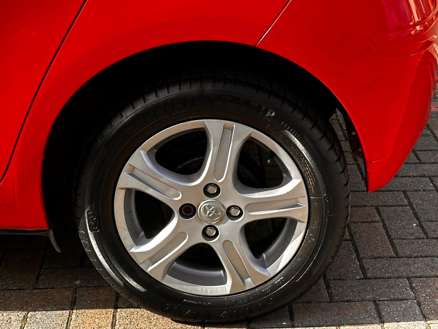 Used Toyota Yaris 2010 for sale - 75978800: Photo 70