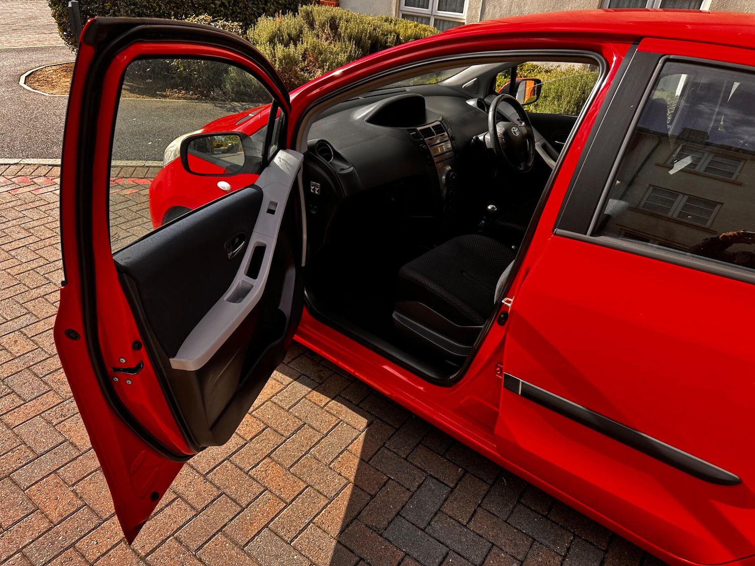 Used Toyota Yaris 2010 for sale - 75978800: Photo 75