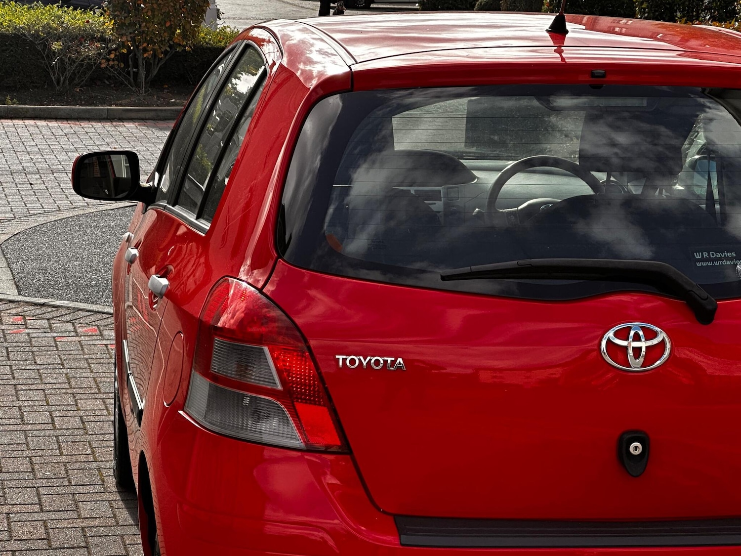 Used Toyota Yaris 2010 for sale - 75978800: Photo 76