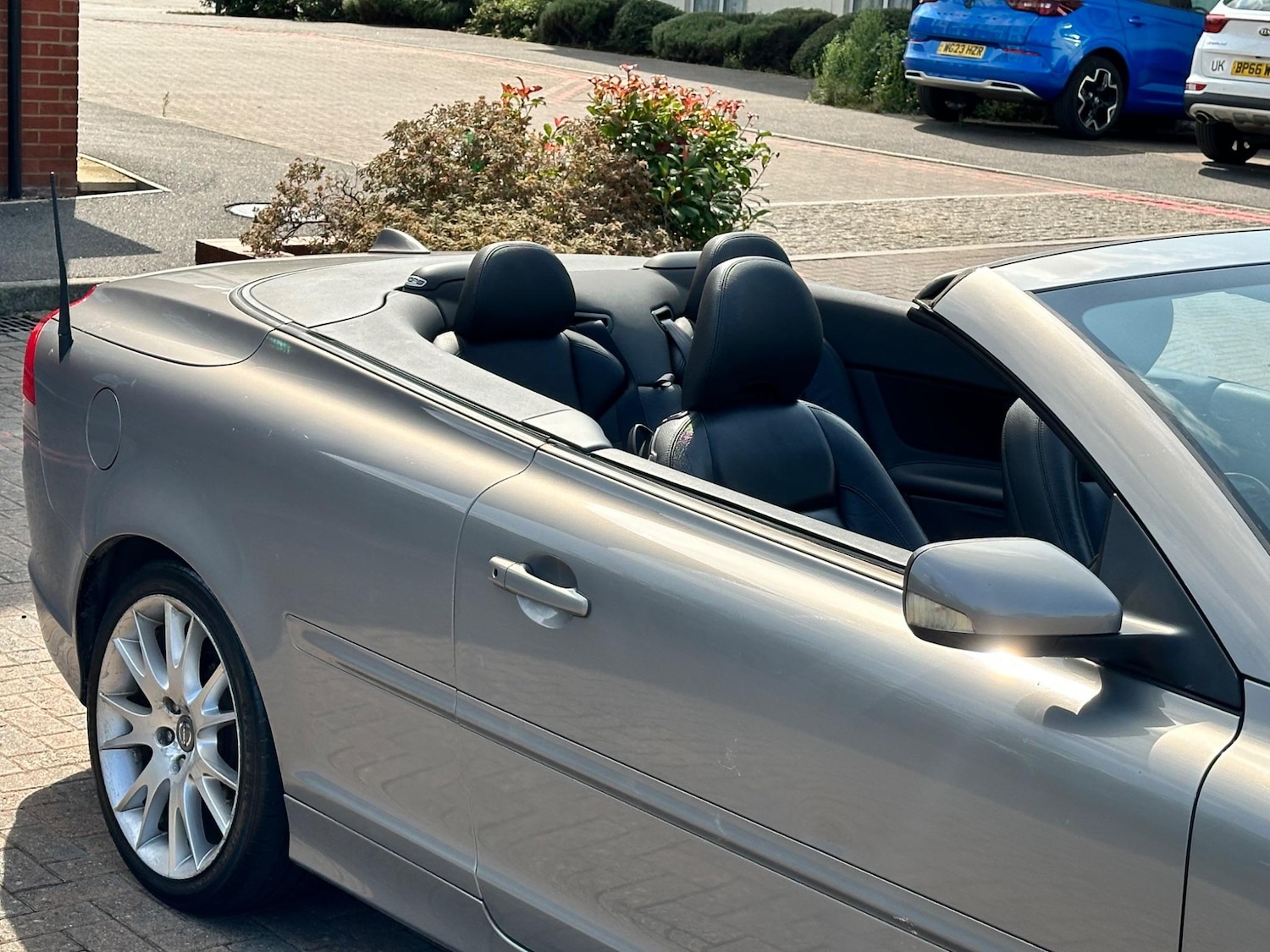 Used Volvo C70 2006 for sale - 77229650: Photo 3