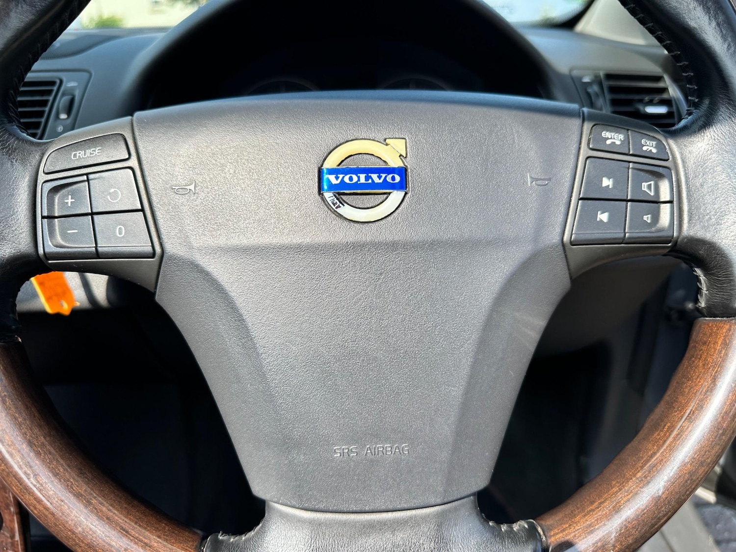 Used Volvo C70 2006 for sale - 77229650: Photo 46